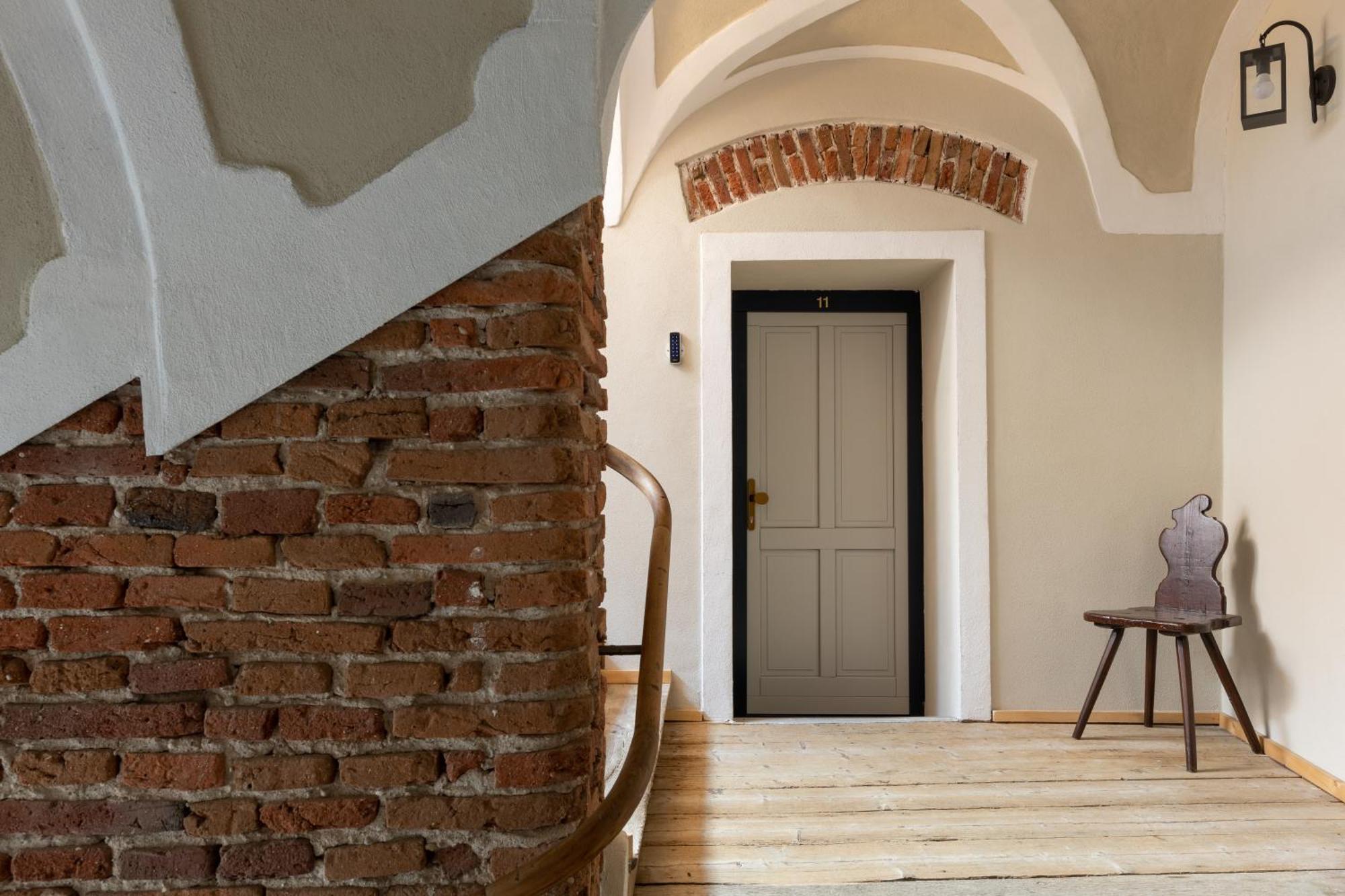 Magister Seven Bed & Breakfast Sibiu Bagian luar foto