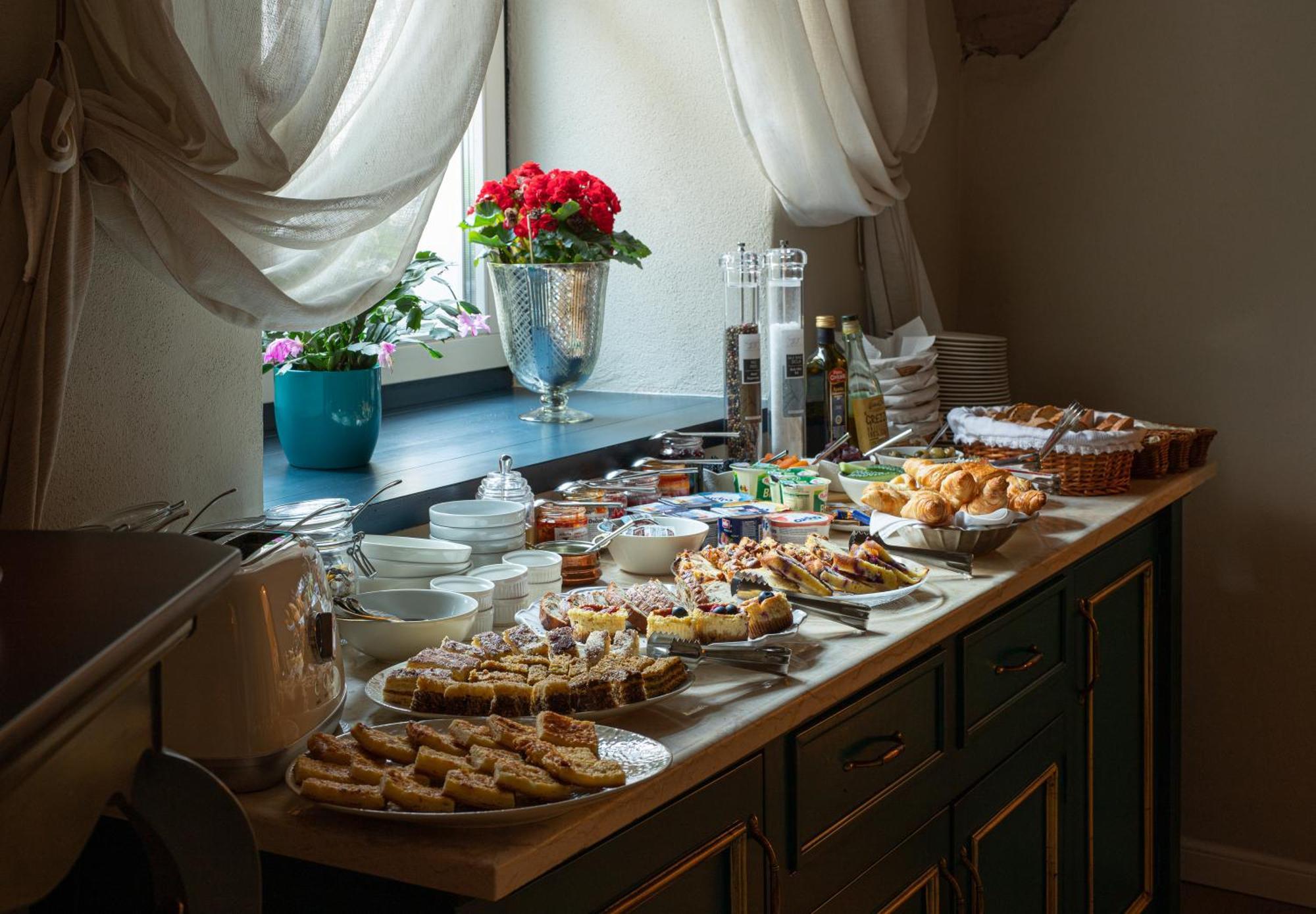 Magister Seven Bed & Breakfast Sibiu Bagian luar foto
