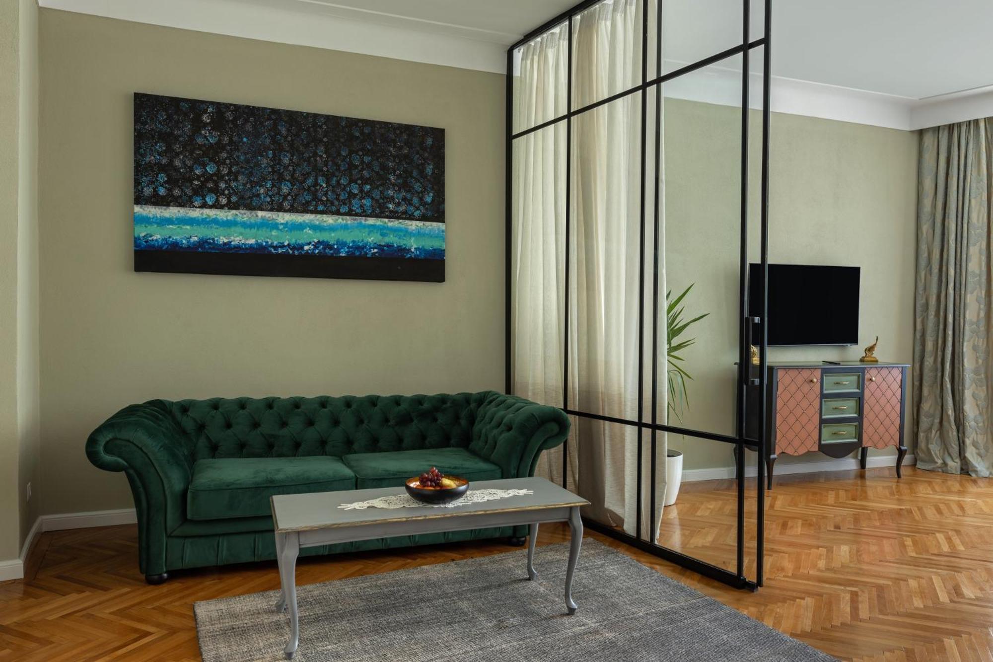 Magister Seven Bed & Breakfast Sibiu Bagian luar foto