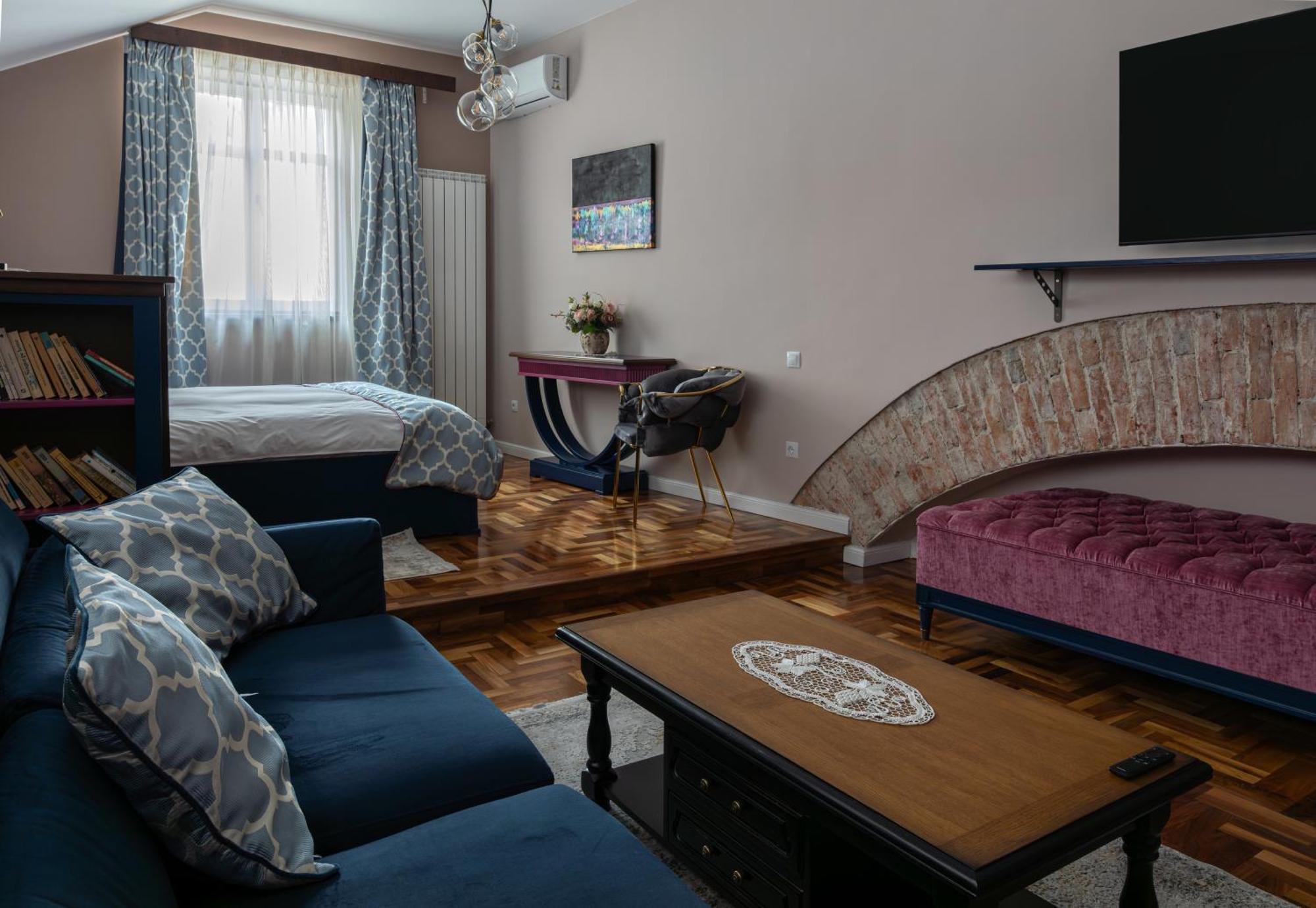 Magister Seven Bed & Breakfast Sibiu Bagian luar foto